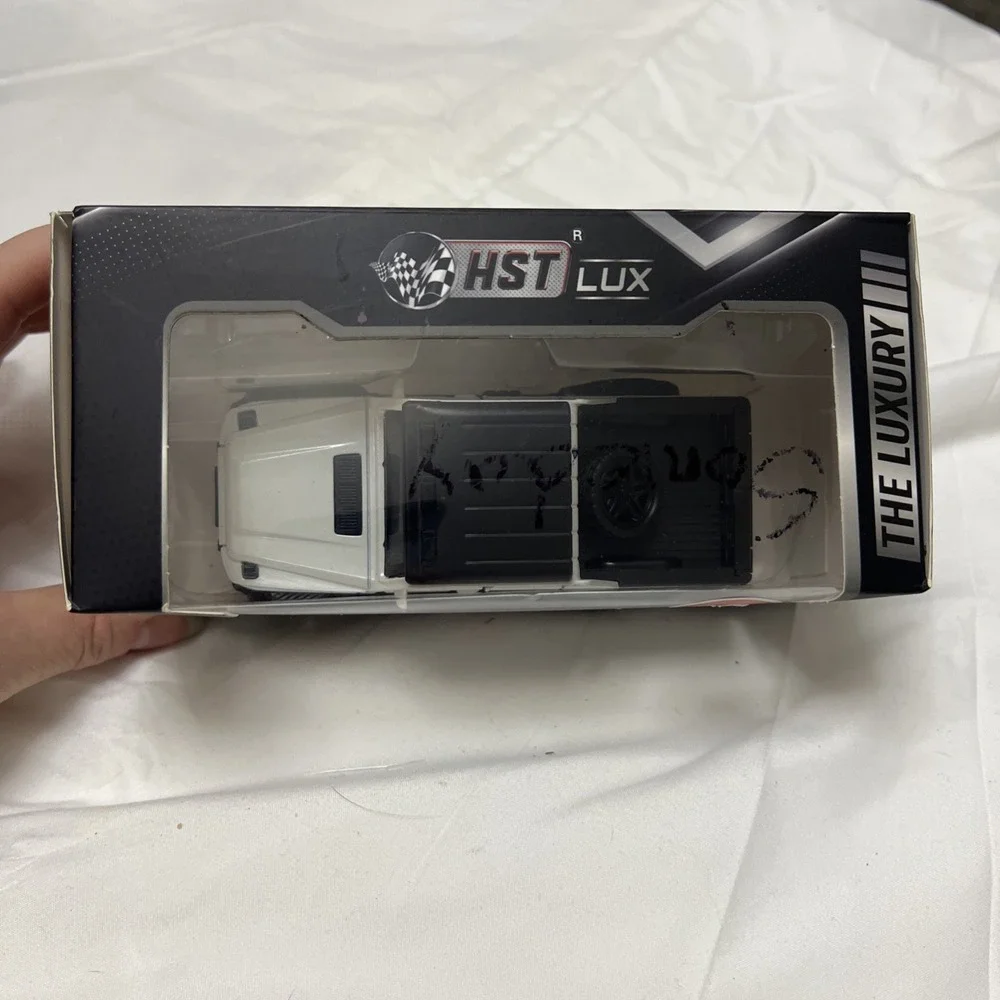 Mercedes-Benz G-Class G63 AMG G Wagon 1:36 Diecast SUV HST Lux White 4x4 Model
